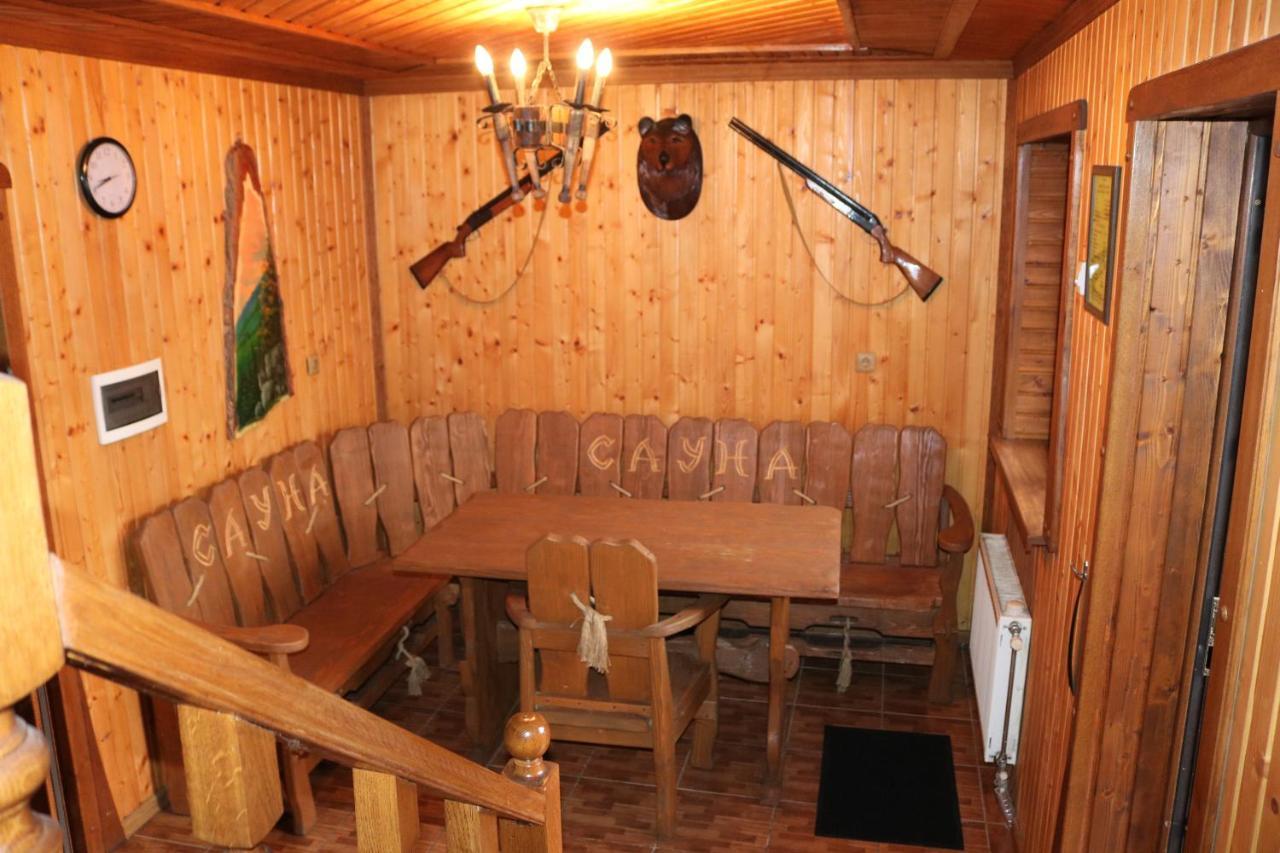 Готель ***Феєрія Tyachiv Zewnętrze zdjęcie